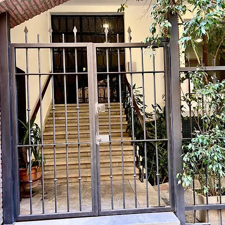 Eva Recommends Catedral Confort Seville Exterior photo
